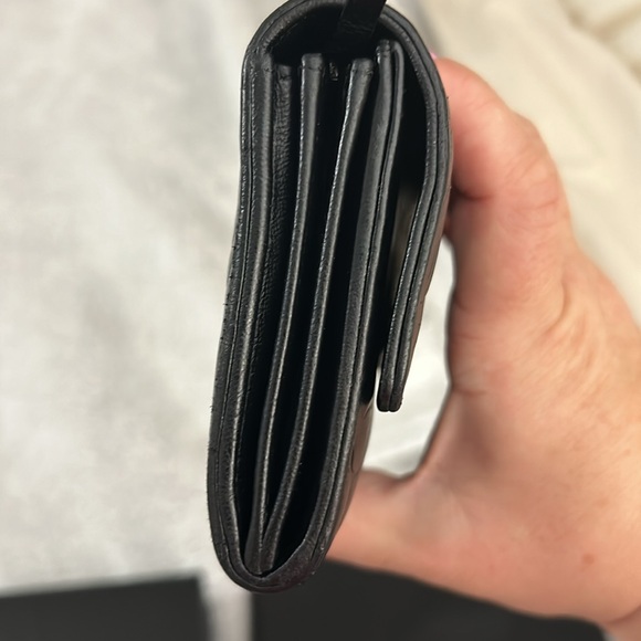 Authentic Chanel wallet - Picture 8 of 9